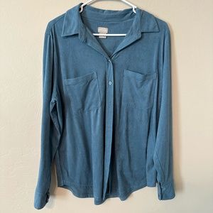 Size 2 Chicos Womens Long Sleeve Shirt Blue Faux Suede Stretch Button Up